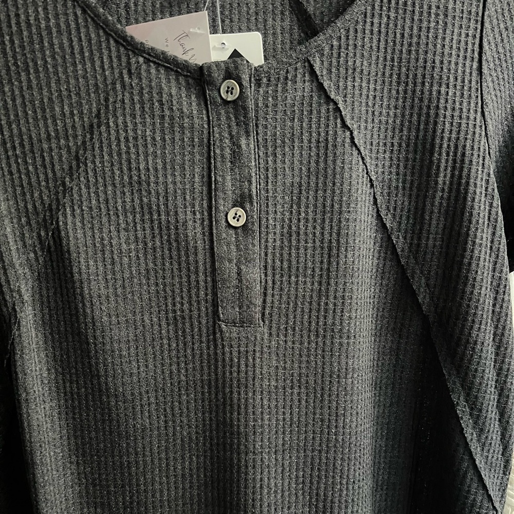 Charcoal waffle knit short sleeve top